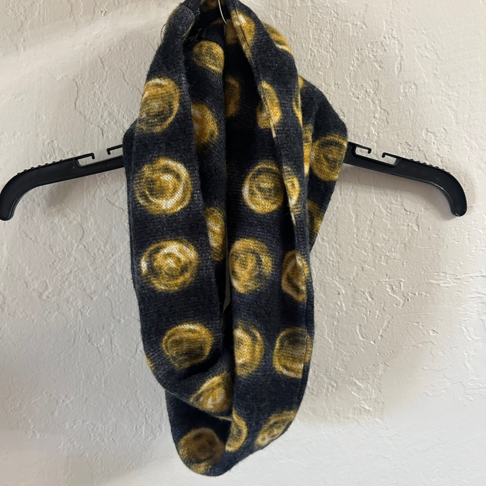 Madison 88 Infinity Scarf – Gray with Yellow Circle Pattern, Wool Blend